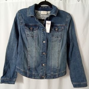 NWT Denim Jean Jacket Distressed Spring Lightweight Retro Vintage Casual